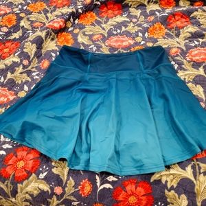 Lg, CVG. Teal Green, ombre skort, with silicone grippers